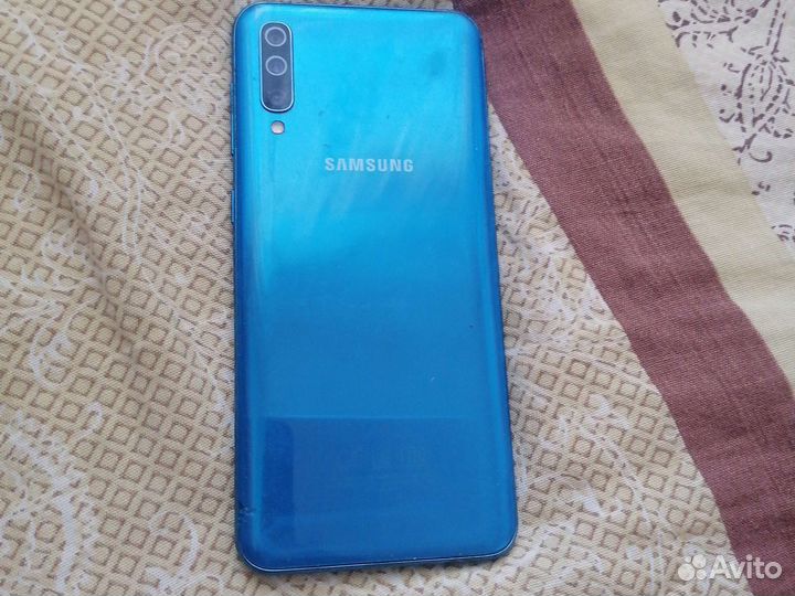 Мобильные телефоны бу samsung а50