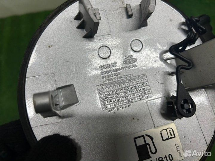 Лючок топливного бака Chevrolet Captiva C140 Z22D1