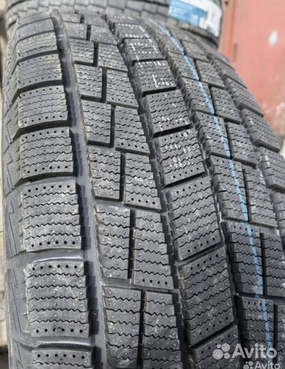 Goform W705 215/65 R16 98T