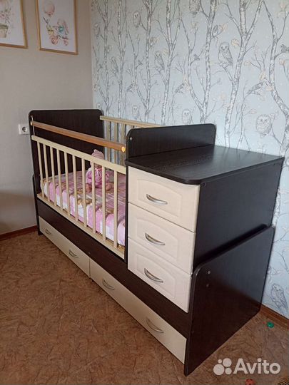 Кроватка трансформер с маятником