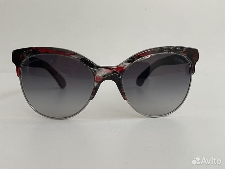 Солнцезащитные очки женские chanel