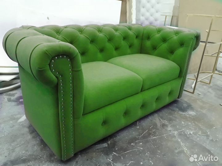 Диван двухместный честер зеленый велюр