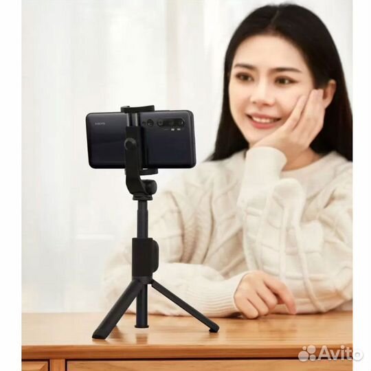 Xiaomi Mi Bluetooth Zoom Selfie Stick Tripod