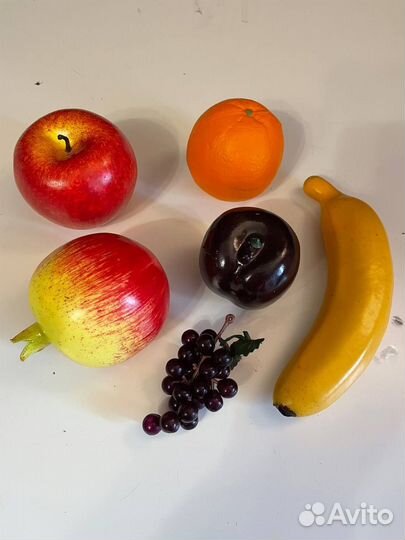 Искусственные фрукты для живописи