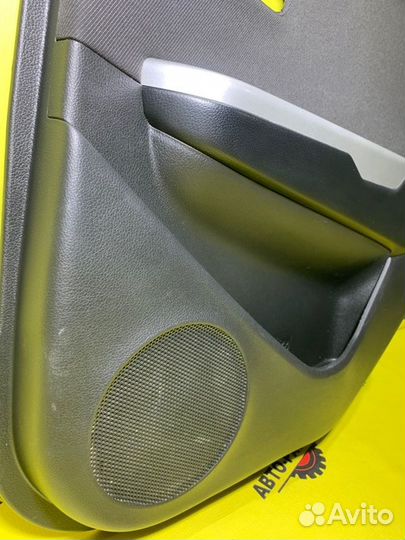 Обшивка двери задняя правая Kia Rio 3 QB G4FC 2015