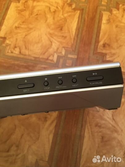 DVD плеер Thomson DTH223E