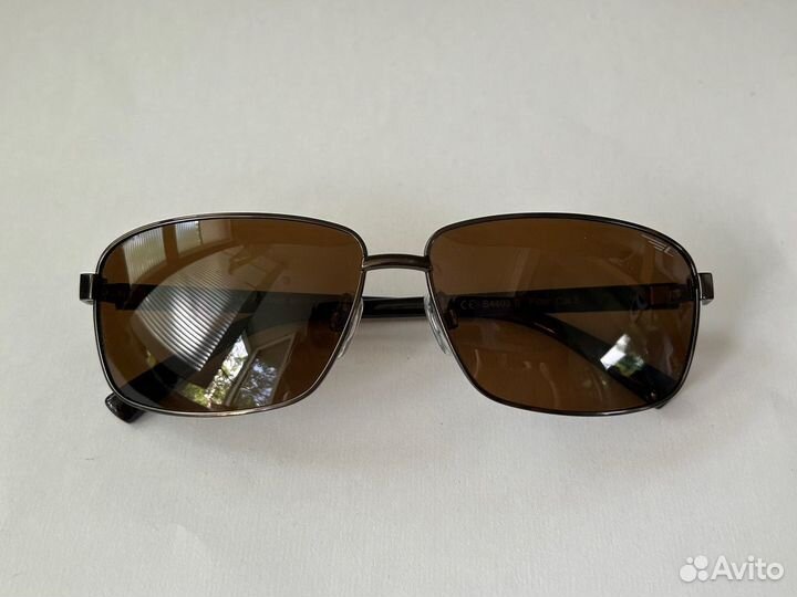 Очки солнцезащитные поляризационные Legna S4403 B