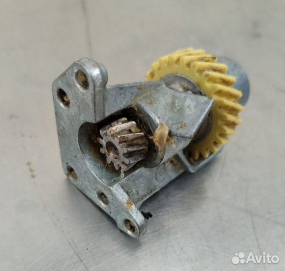 Узел предохранительной шестерни в сборе KitchenAid