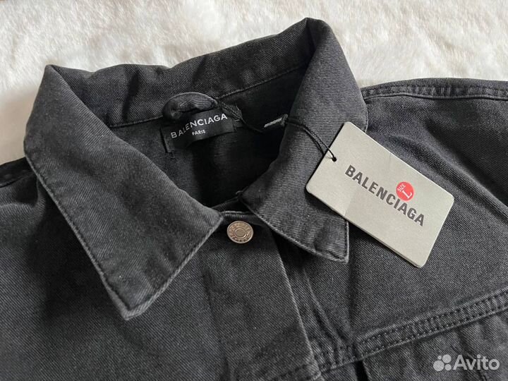 Джинсовая куртка balenciaga