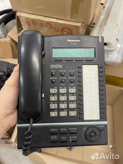 Телефон Panasonic KX-T7630