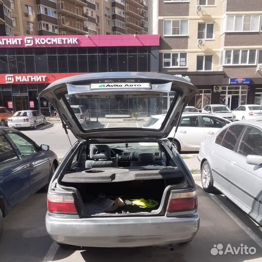 Toyota Corolla 1.3 МТ, 1996, 235 000 км