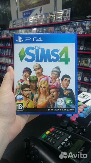 The Sims 4 PS4