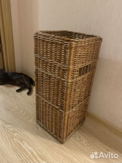 Корзина из ротанга