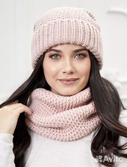 Комплект шапка и снуд женский