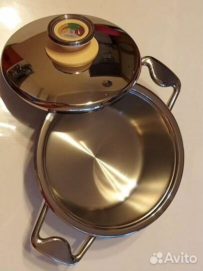 Новая Кастрюля из нержавейки 3л Zepter