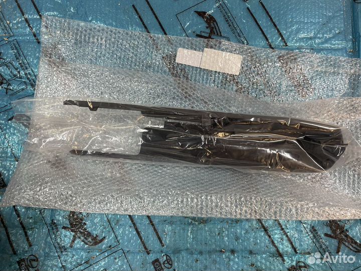 Toyota Highlander накладка на фаркоп с 13-19 год