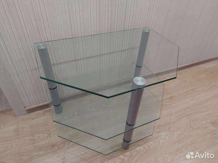 Тумбочка для телевизора