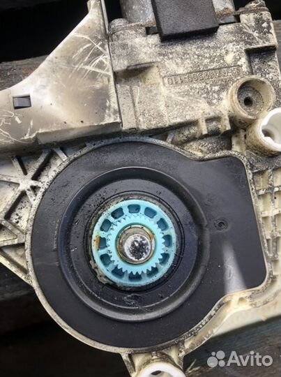 Стеклоподъемник Audi A6