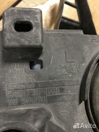 Противотуманка toyota LC200