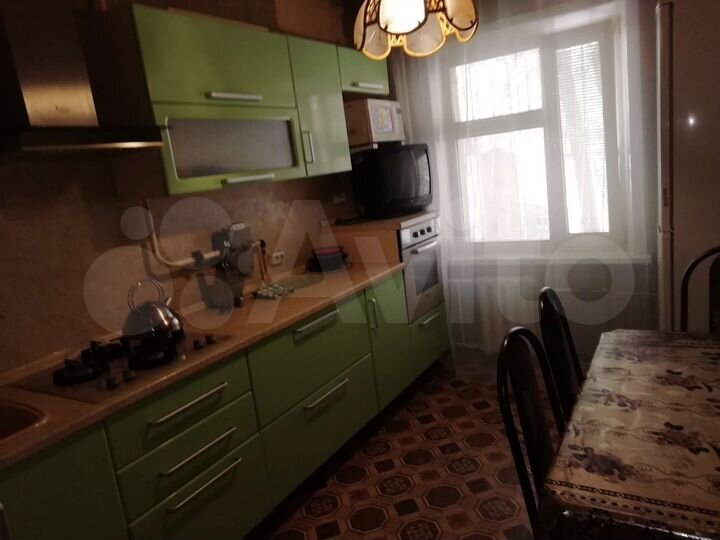 2-к. квартира, 67,4 м², 1/9 эт.