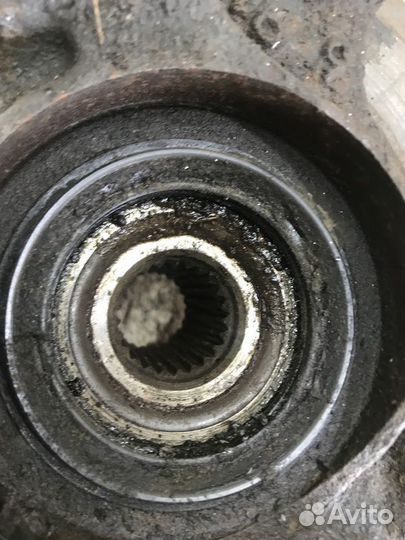 Кулак поворотный передний левый Nissan Cube