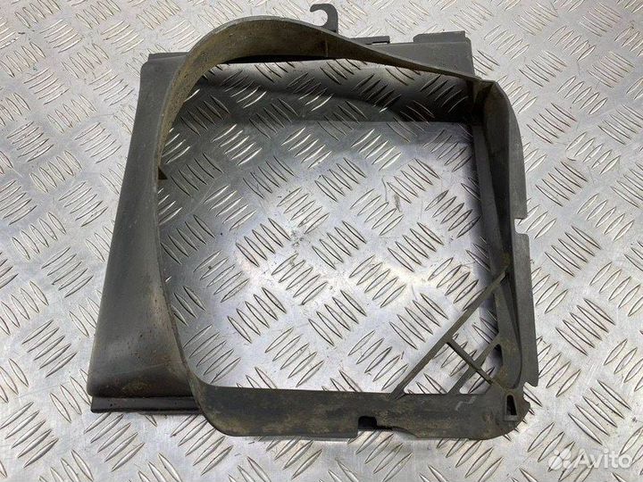 Воздуховод интеркулера внутренний правый