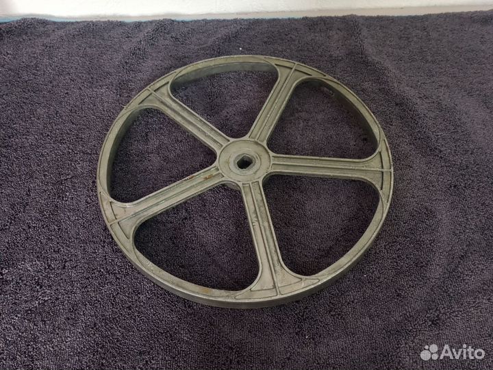 153000012 шкив Ariston Indesit