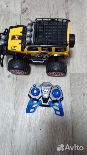 Машина Jeep на радиоуправлении