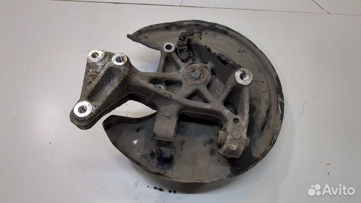 Ступица (кулак, цапфа) правая задняя Volkswagen Passat 7 Европа