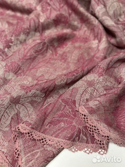 Льняная круглая скатерть жаккард бордо