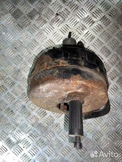 Вакуумный усилитель тормозов Jeep Grand Cherokee