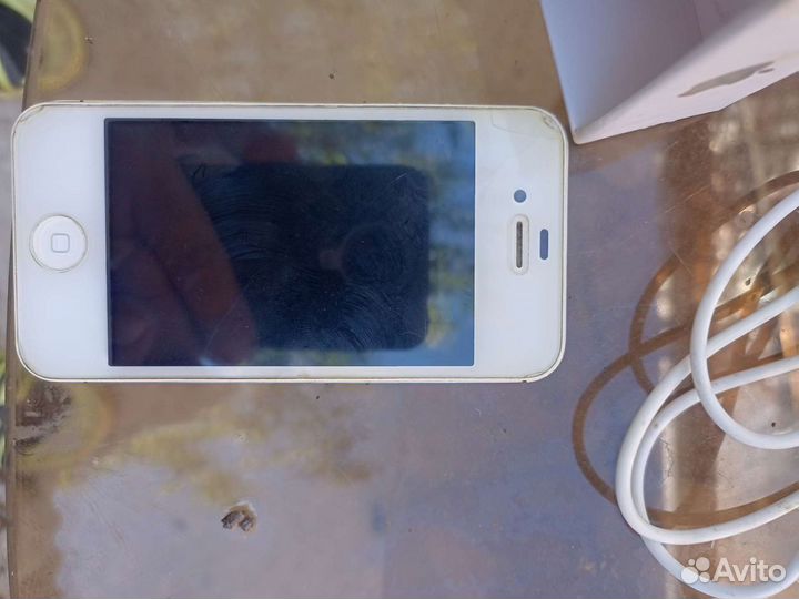 iPhone 4S, 32 ГБ