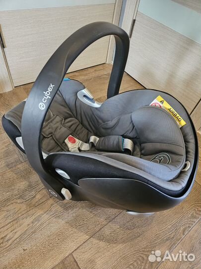 Автолюлька Cybex Aton Q