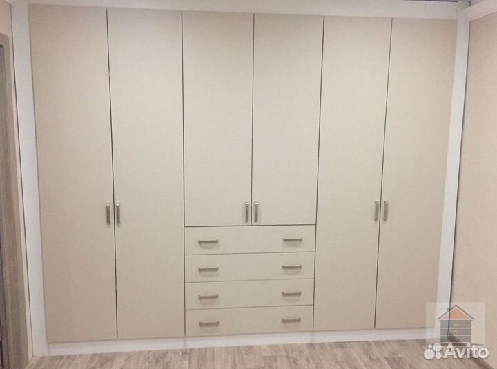 Шкаф стенка