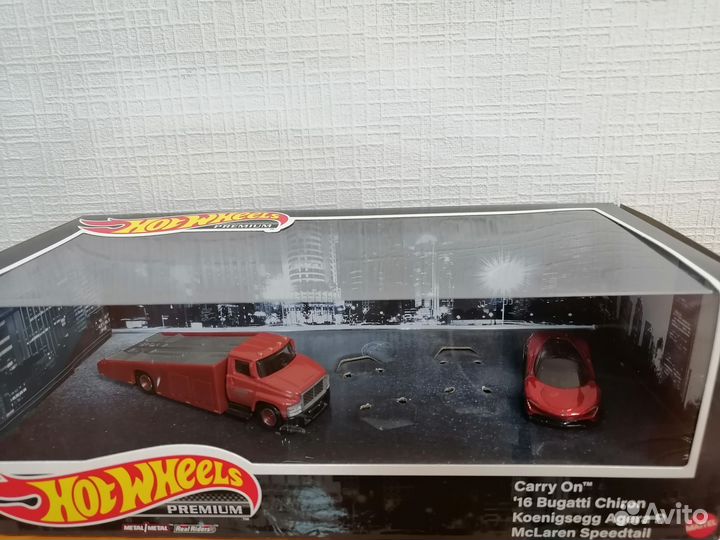 Коллекционный набор Hot Wheels Premium Diorama