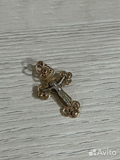 Золотой крестик