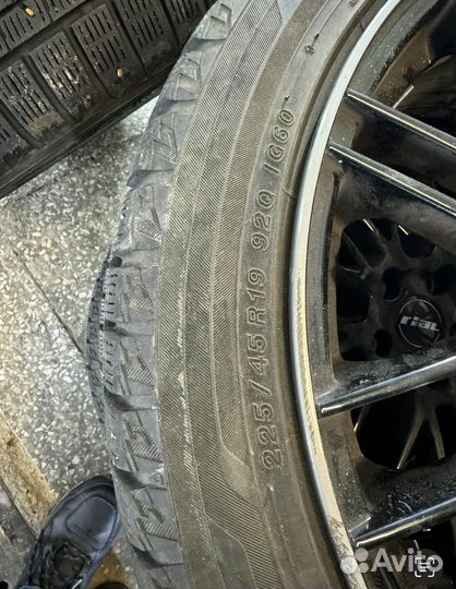 Yokohama Ice Guard IG60 225/45 R19