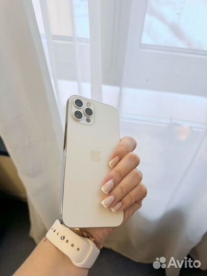 iPhone 12 Pro, 256 ГБ