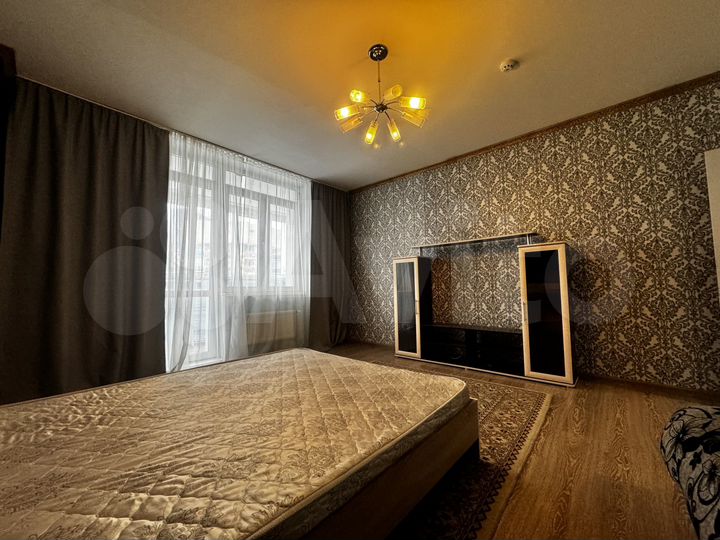 1-к. квартира, 47 м², 7/25 эт.