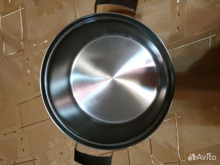 Кастрюля из нержавейки
