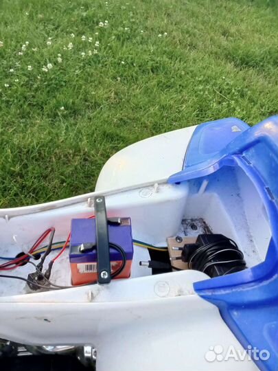 Детский квадроцикл на аккумуляторе