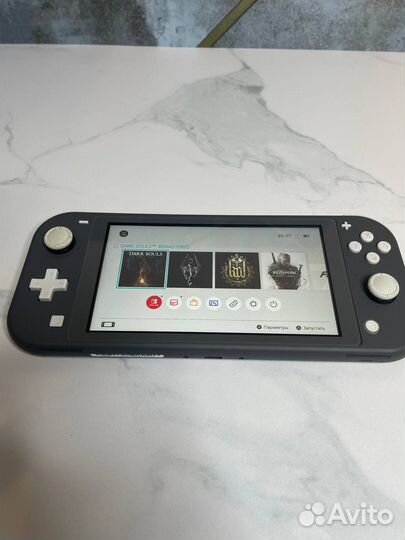 Nintendo switch lite не шитая, идеал