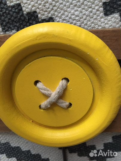 Вешалка настенная