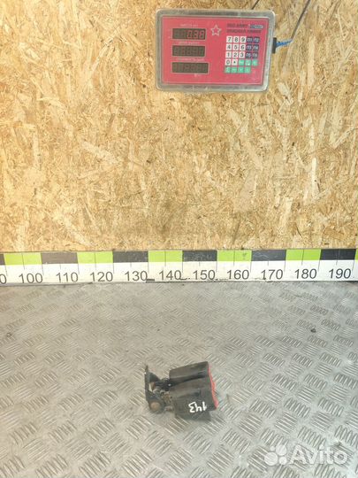 Ответная часть ремня безопасности Ford Focus 1998