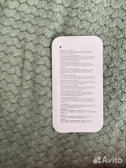 Оригинальный силиконовый чехол на 14 iPhone