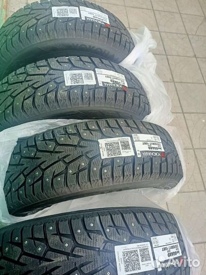 Yokohama Ice Guard Stud IG55 235/65 R17