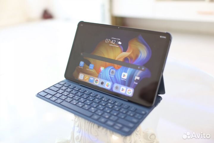 Honor Pad 8 8/128 + клавиатура + часы + наушники +
