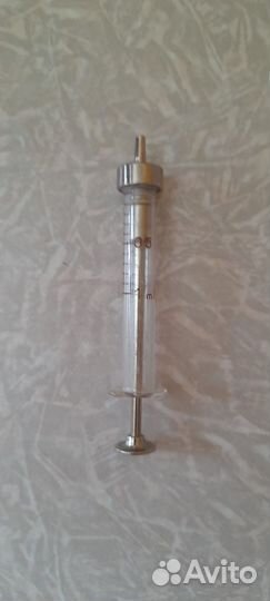 Пинцет.шприц медицинский СССР