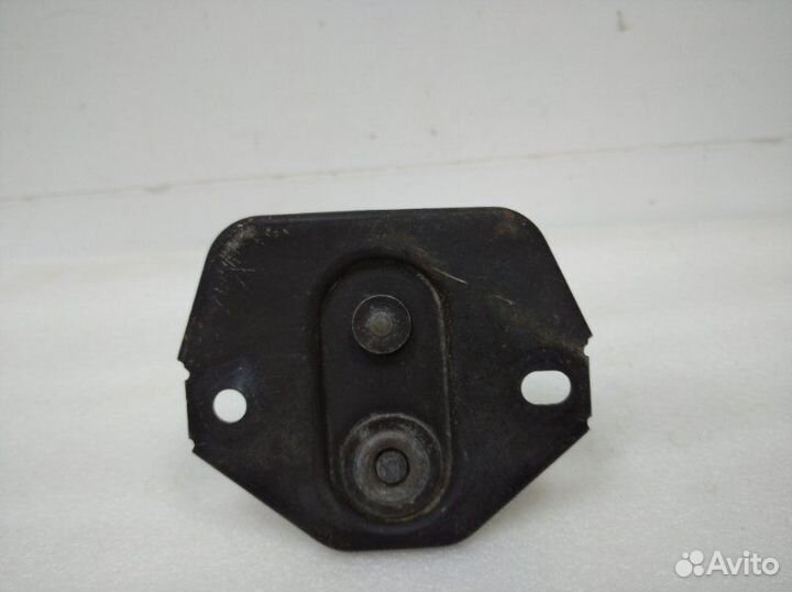 Крюк замка капота Jaguar Xf 1 X250 рестайлинг