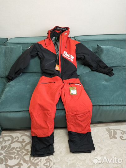 Зимний костюм для отдыха на лыжах на снегоходе итд